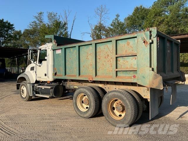 Mack GU713 Φορτηγά Ανατροπή