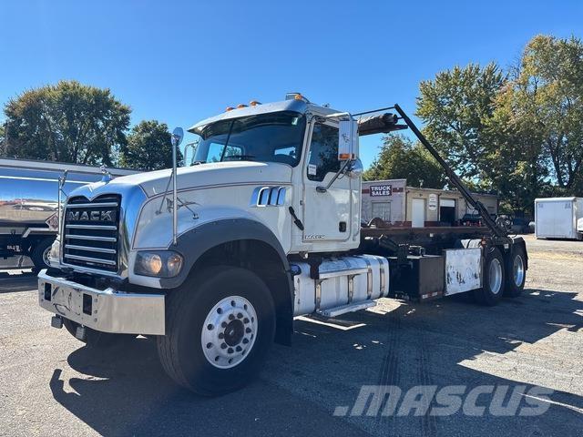 Mack GU713 Φορτηγά φόρτωσης κάδων