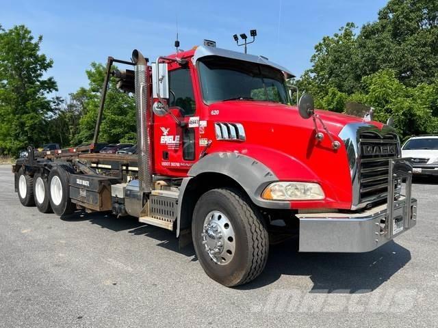 Mack GU813 Φορτηγά φόρτωσης κάδων