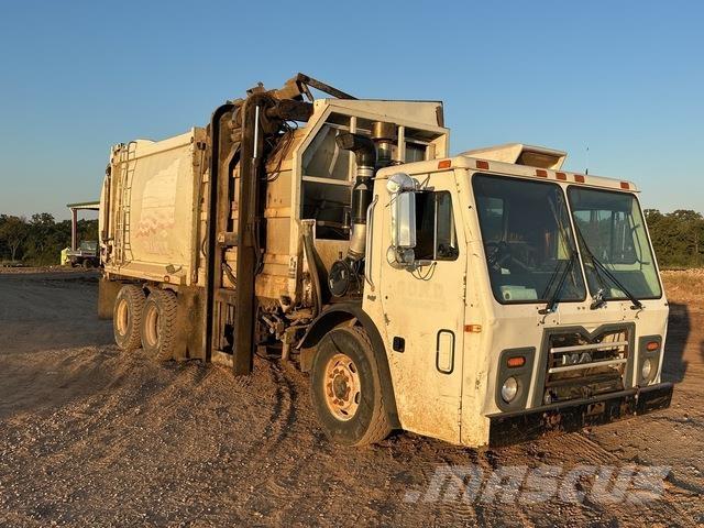 Mack LEU613 Απορριμματοφόρα