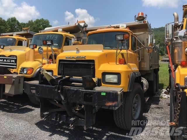 Mack RD600 Εκχιονιστήρες και χιονοδιώχτες