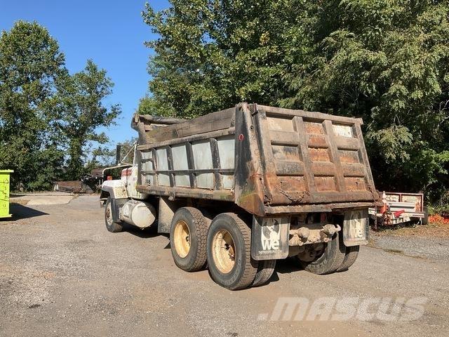 Mack RD688S Φορτηγά Ανατροπή