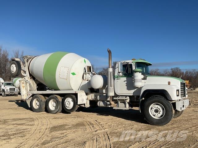 Mack RD690S Άλλα Φορτηγά