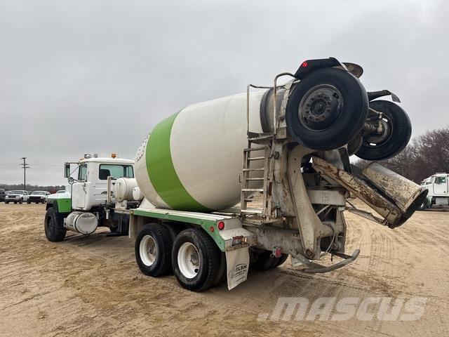 Mack RD690S Άλλα Φορτηγά