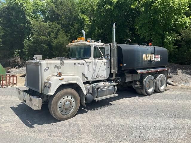 Mack RW613 Βυτία νερού