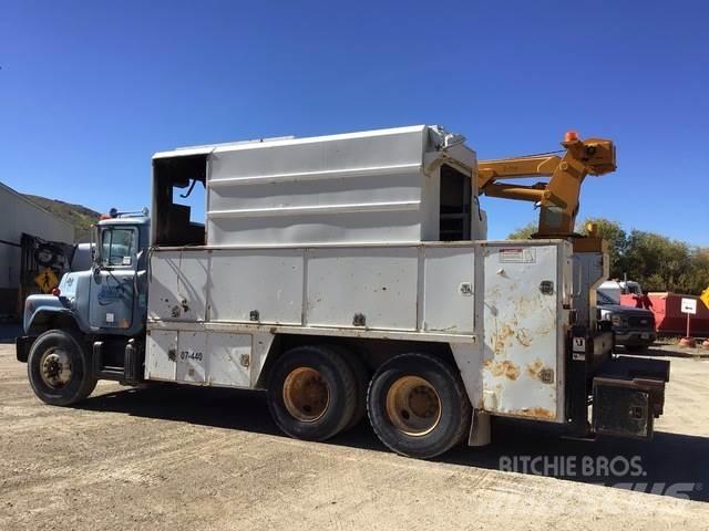 Mack U600 Δημοτικά οχήματα/Οχήματα γενικής χρήσης