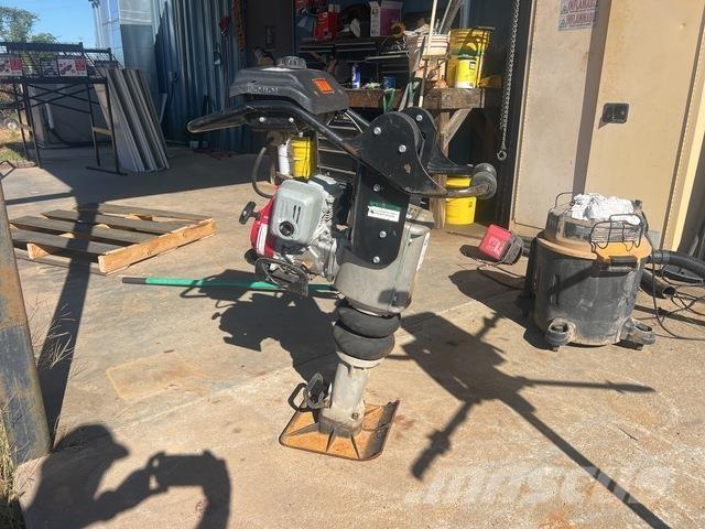 MBW R422 Κόπανοι