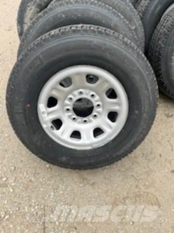 Michelin LTX Ελαστικά και ζάντες