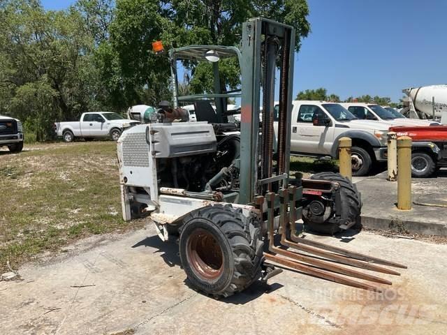Moffett M5000 Περονοφόρα ανυψωτικά αναρτημένα σε φορτηγά
