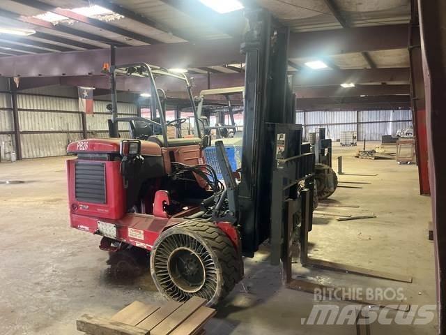 Moffett M55 Περονοφόρα ανυψωτικά αναρτημένα σε φορτηγά