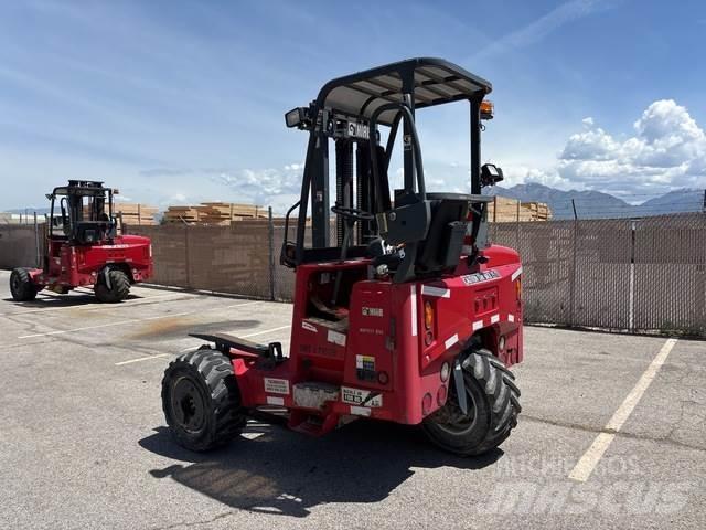 Moffett M55.4 Περονοφόρα ανυψωτικά αναρτημένα σε φορτηγά