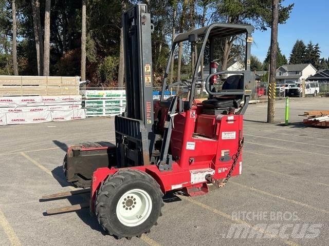 Moffett M5500 Περονοφόρα ανυψωτικά αναρτημένα σε φορτηγά