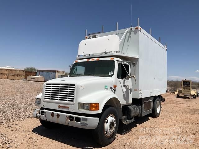Navistar 4700 Φορτηγά Κόφα