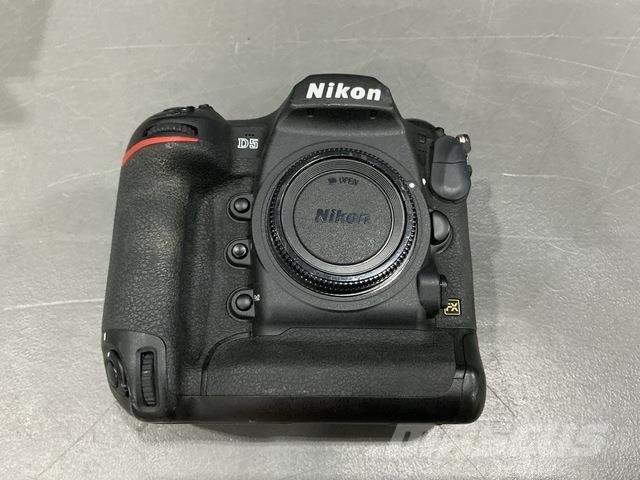  Nikon D5-a Κατασκευές - Άλλα