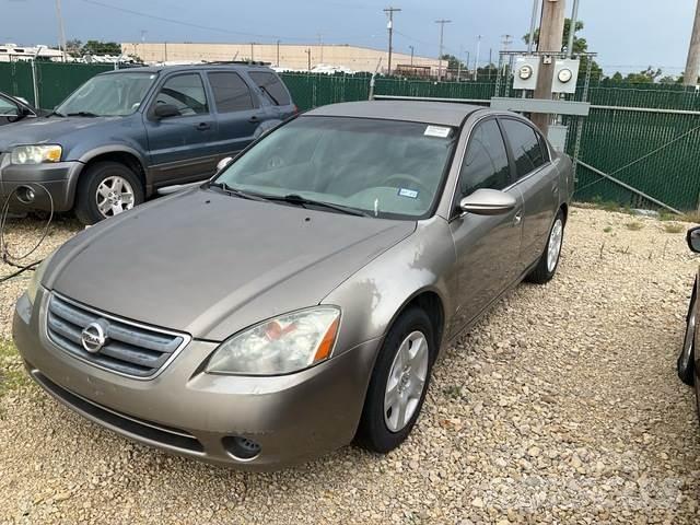 Nissan Altima Αυτοκίνητα