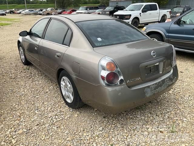 Nissan Altima Αυτοκίνητα