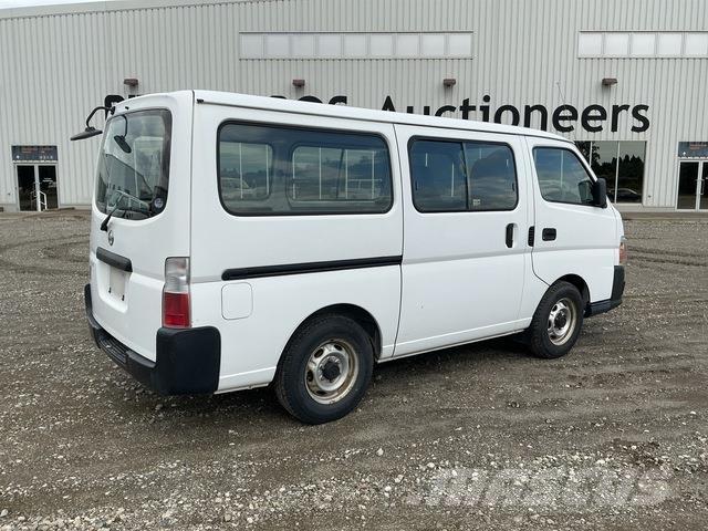 Nissan Caravan Μίνι λεωφορεία