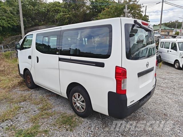 Nissan Caravan Μίνι λεωφορεία