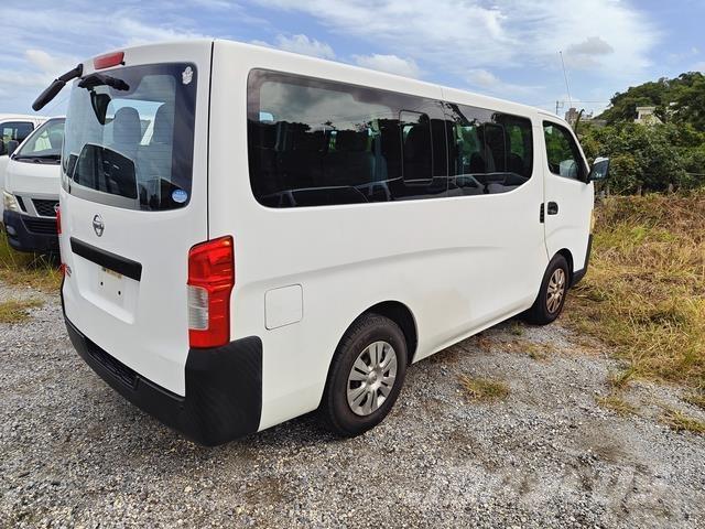 Nissan Caravan Μίνι λεωφορεία