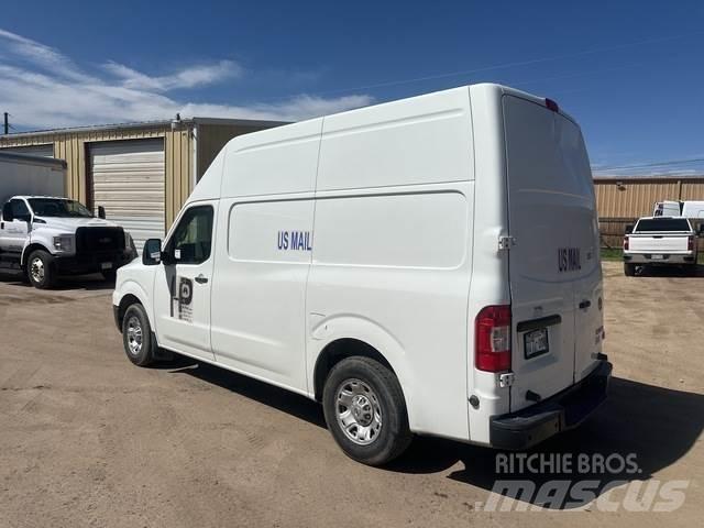 Nissan NV Κλούβες με συρόμενες πόρτες