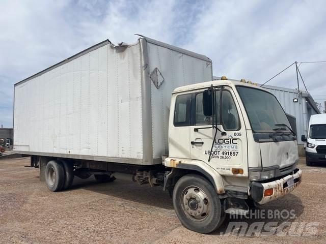 Nissan UD2600 Φορτηγά Κόφα