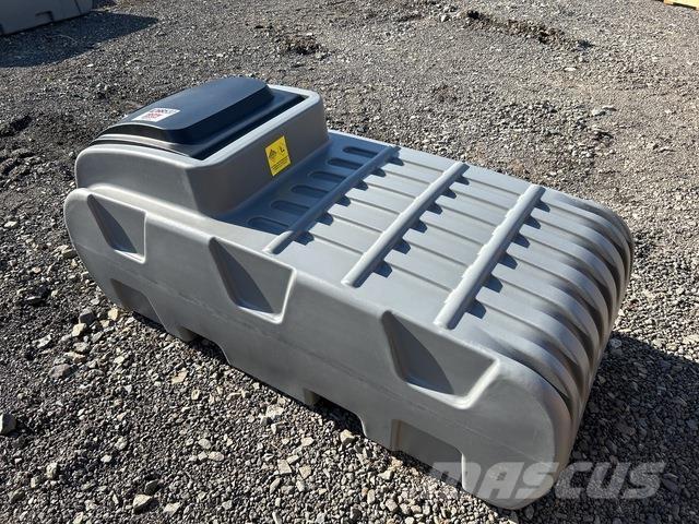  Olsen DD500 Δεξαμενές καυσίμων και πρόσθετων