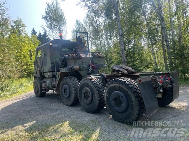 Oshkosh M1070 Τράκτορες