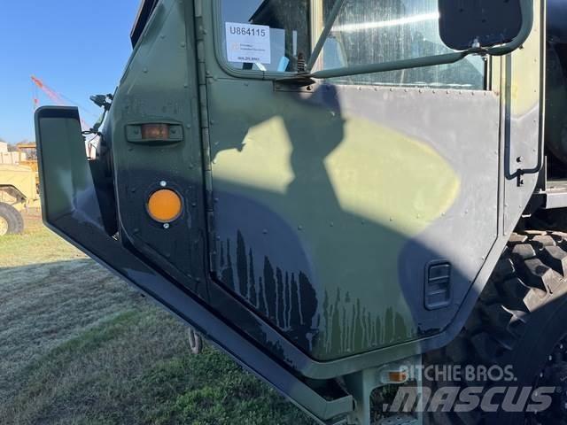 Oshkosh M985 Άλλα Φορτηγά