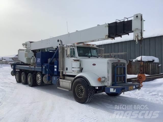 Peterbilt  Γερανοί με ερπύστριες