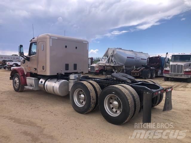 Peterbilt  Τράκτορες