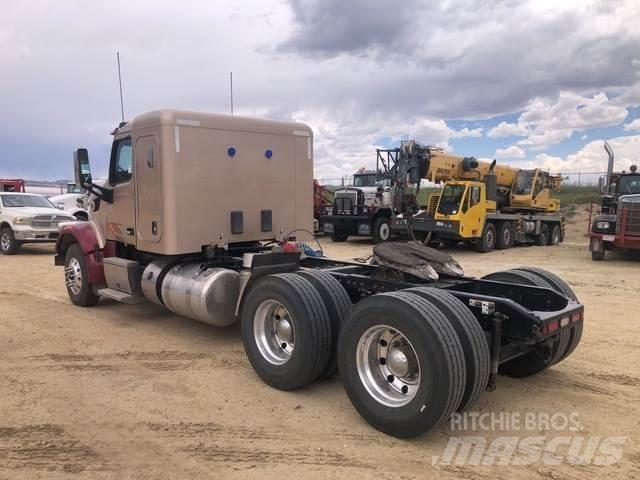 Peterbilt  Τράκτορες