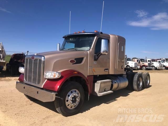 Peterbilt  Τράκτορες