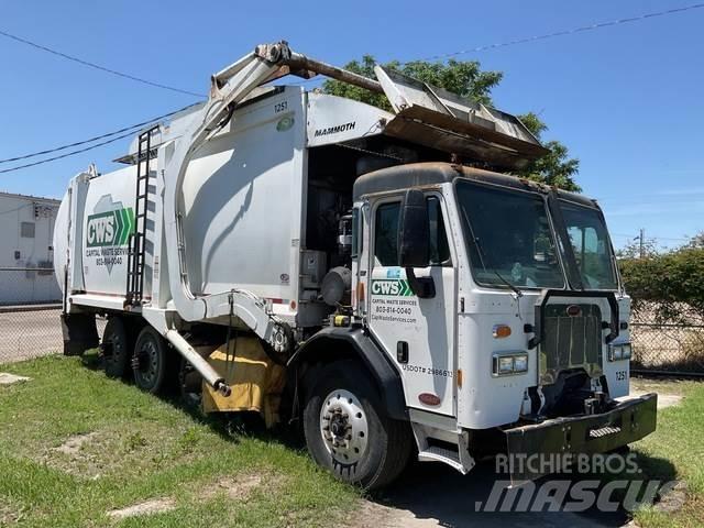 Peterbilt 320 Απορριμματοφόρα