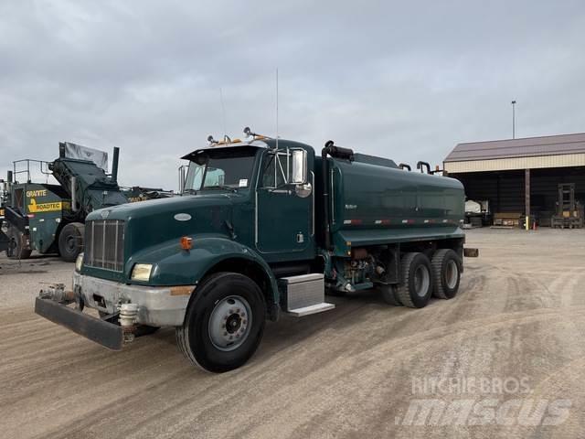 Peterbilt 330 Βυτία νερού