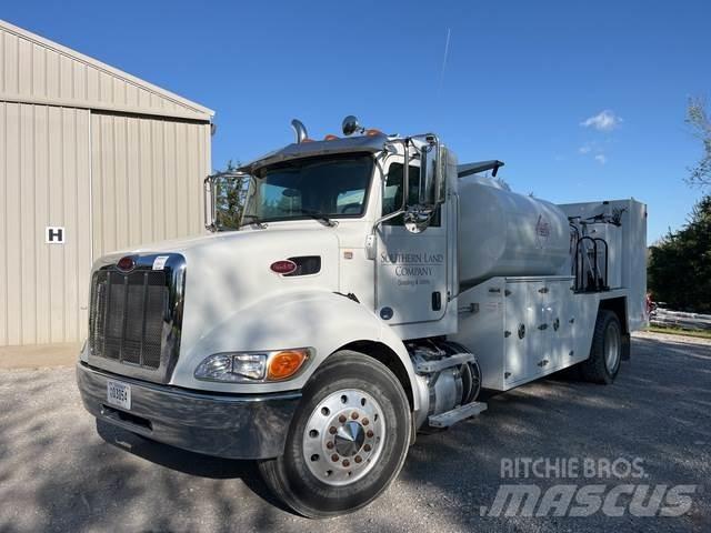 Peterbilt 337 Βυτιοφόρα φορτηγά