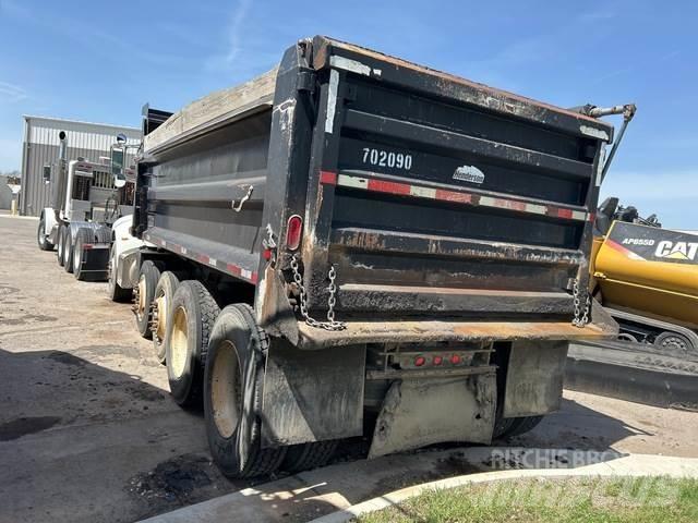 Peterbilt 340 Φορτηγά Ανατροπή