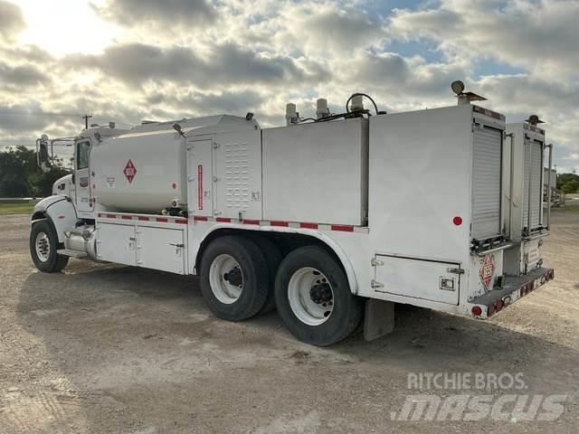 Peterbilt 348 Βυτιοφόρα φορτηγά