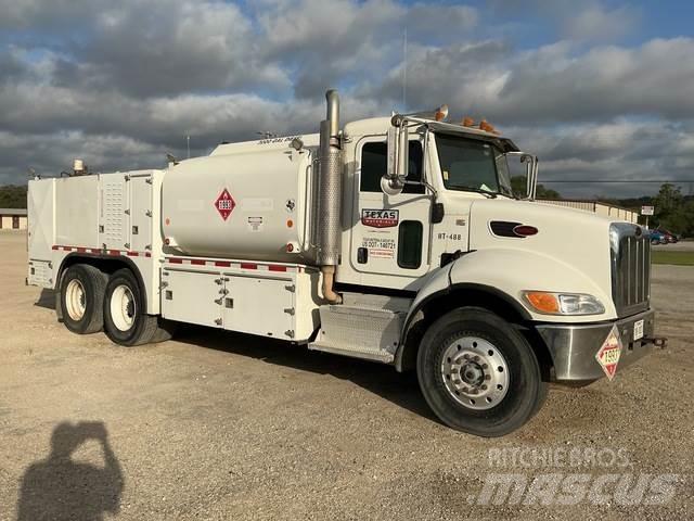 Peterbilt 348 Βυτιοφόρα φορτηγά