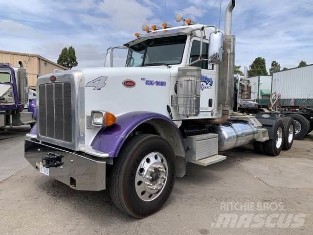 Peterbilt 367 Τράκτορες