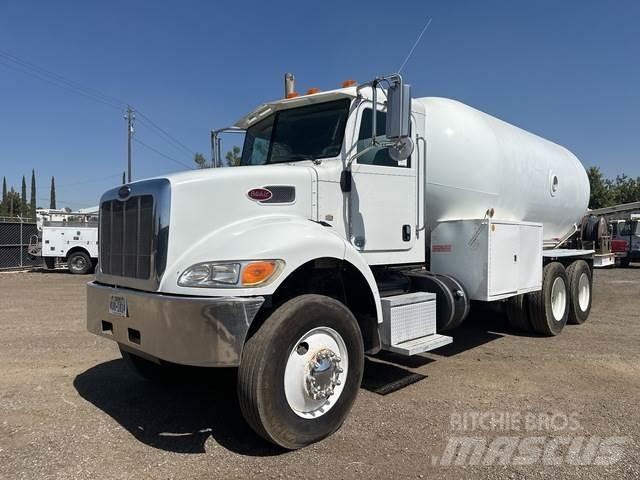 Peterbilt 382 Βυτιοφόρα φορτηγά