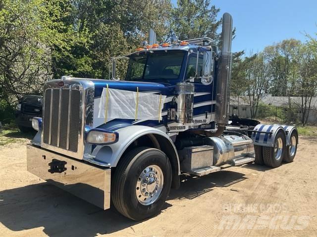 Peterbilt 388 Τράκτορες