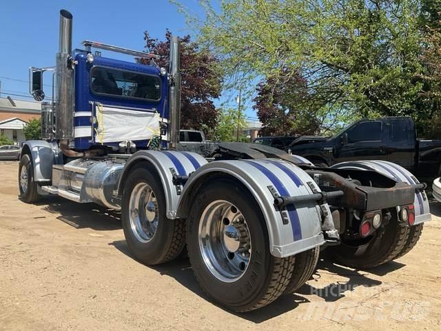 Peterbilt 388 Τράκτορες