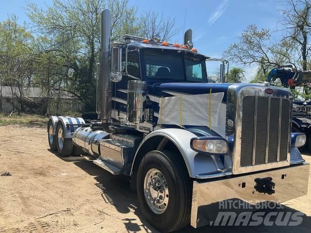 Peterbilt 388 Τράκτορες