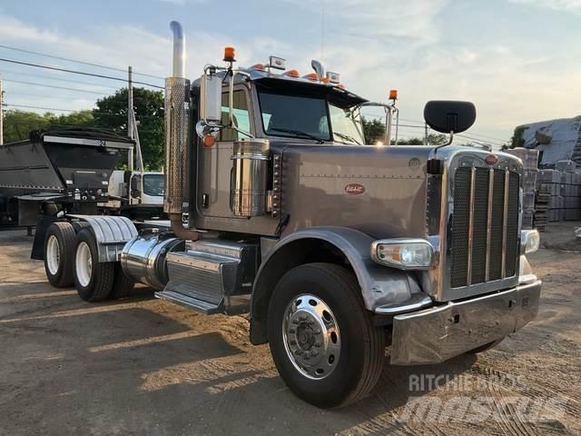 Peterbilt 388 Τράκτορες