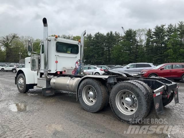 Peterbilt 389 Τράκτορες