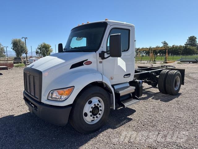 Peterbilt 537 Καμπίνες και εσωτερικό