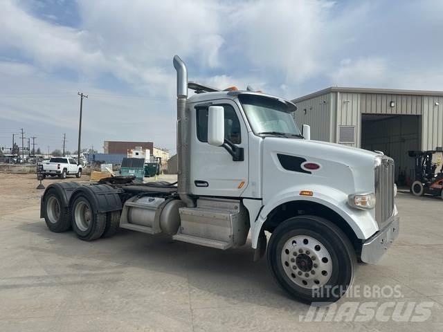 Peterbilt 567 Τράκτορες