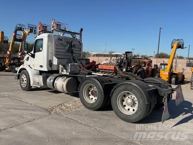 Peterbilt 567 Τράκτορες