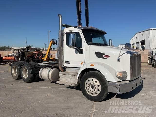Peterbilt 567 Τράκτορες