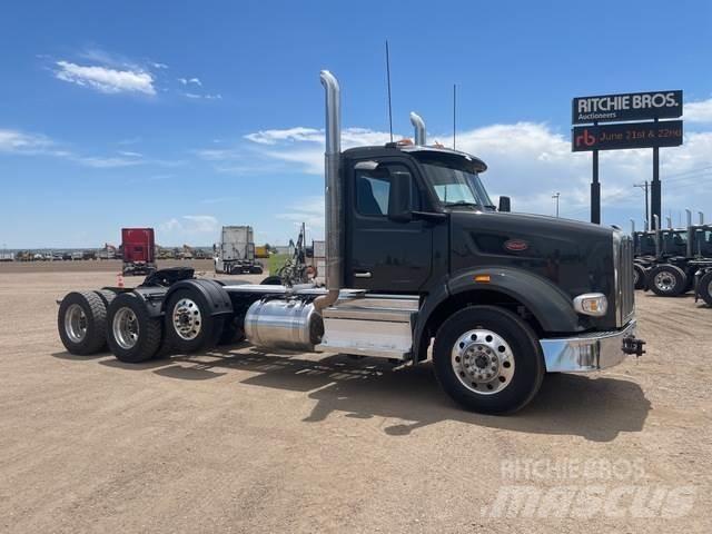 Peterbilt 567 Τράκτορες